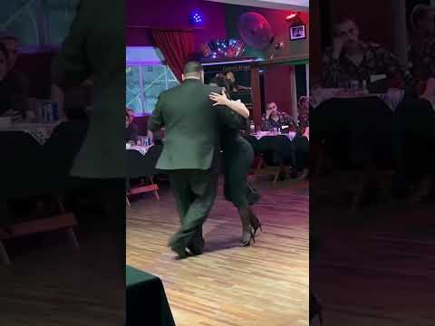 Yasmina Mammana y Leo Ortiz, bailan "La cicatriz" Juan D'Arienzo 😍 Follow @tangoexpo