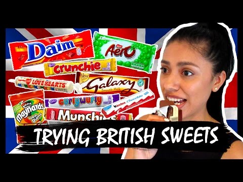 AMERICAN TRIES BRITISH CANDY (Sweets)!
