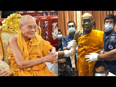 This Buddhist Monk &rsquo;standing And Smiling&rsquo; Two Months After His Death!