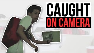 BLIND MAN ESCAPE ROOM?!