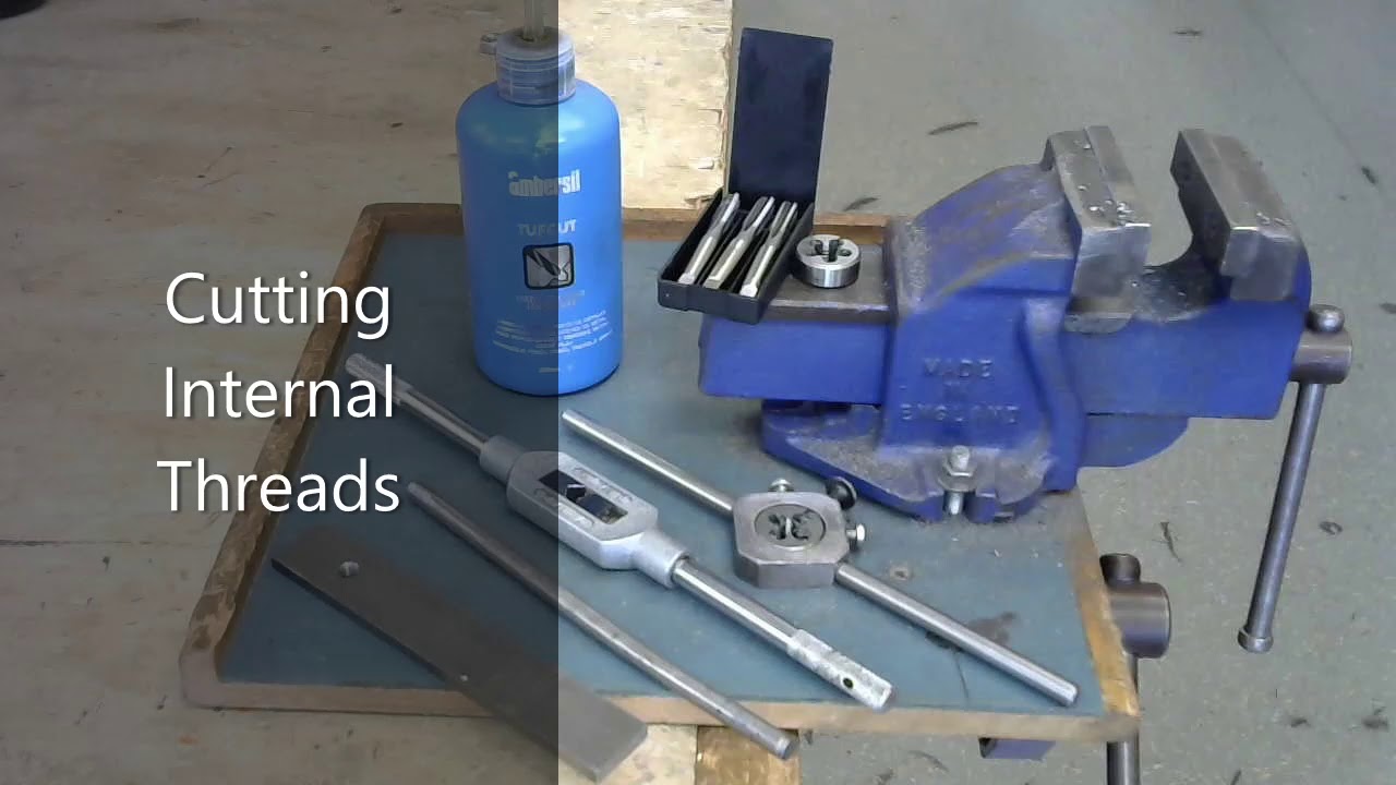 Cutting screw threads YouTube