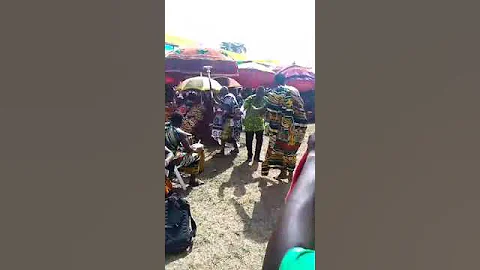 OFA BOABI (AKROBETO) CAN DANCE ADOWA IN AZONTO WAY.