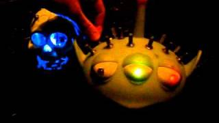 skull-Face 4093 quad nand synth clock/VCF control of Alien-head 6-step sequencer