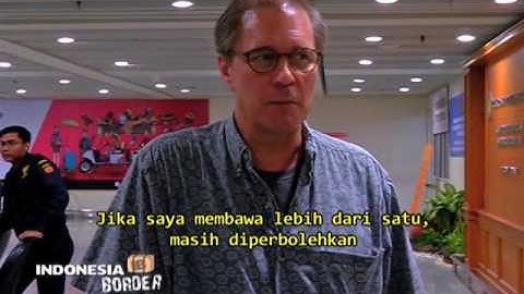 Indonesia Border Eps 85 : Petugas periksa WNA yang kedapatan membawa minuman beralkohol Segmen 02