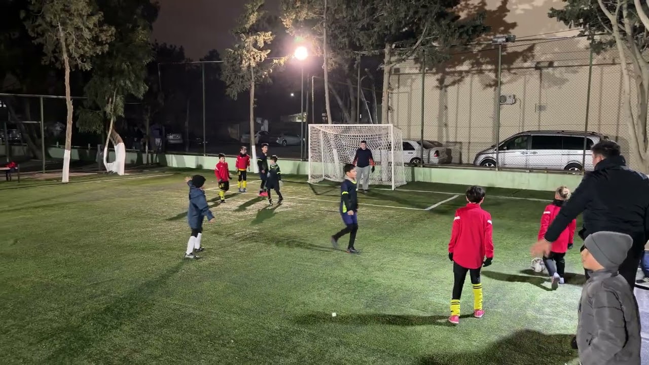 Dres FK - Neftci PFK. 3-cü hissə