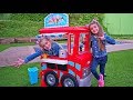 Gisele and claudia pretend play food truck toy las ratitas