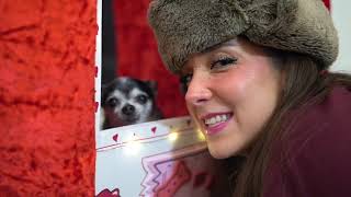 Woman Kissing Dog المرأة التى قبلت الكلب فيديو رائع جدا