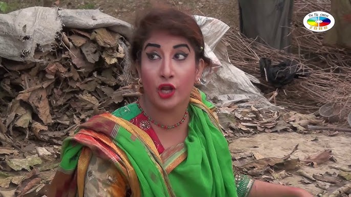 Begunoh qiz bilan jinsiy aloqa Ajoyib ayol sikildi (video)