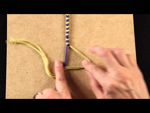 Friendship Bracelets: Chevron Pattern Tutorial