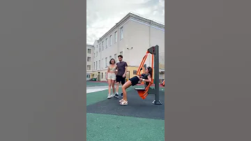 شوف البنات تيك قليلة الادب 