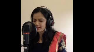 Mukta mukta title song - Live
