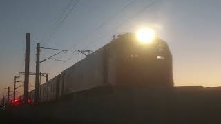 台鐵554次莒光號【本務E204】龍井站北超慢速通過!