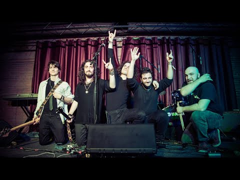 ინტერვალი - მუსიკალური ზღვა / Intervali - Musikaluri zgva (Derefani Live)