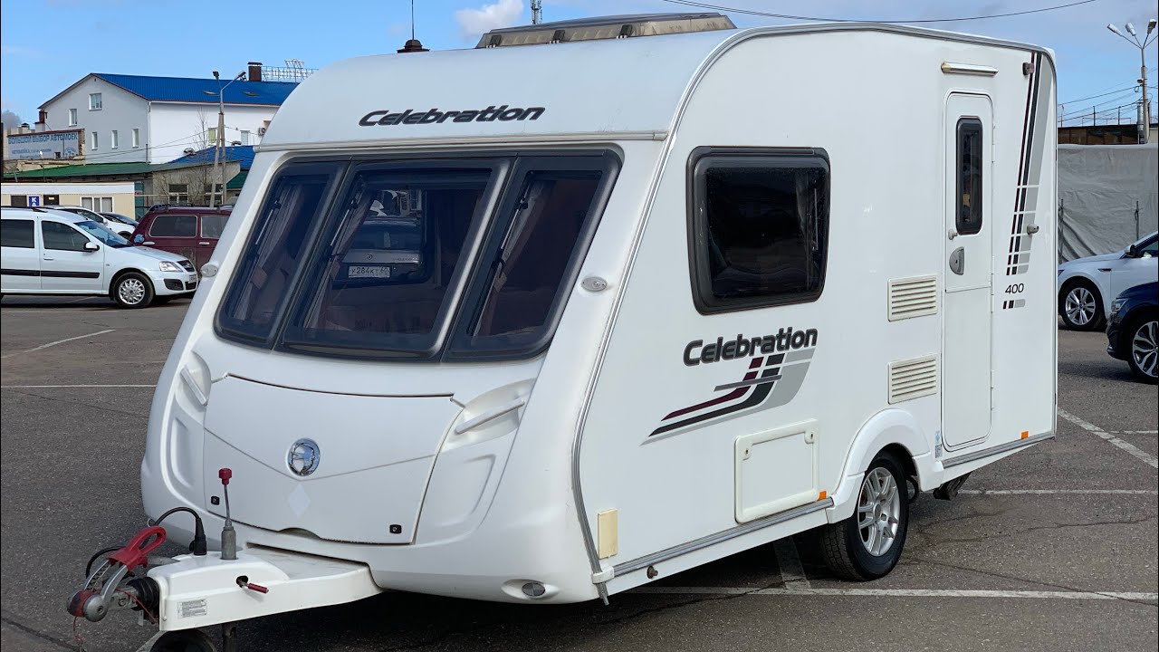 Обзор прицепа дачи Swift Celebration 400.