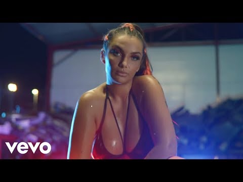 Elettra Lamborghini - Mala