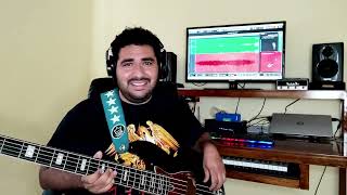 Video thumbnail of "Y solo se me ocurre amarte Bass cover"