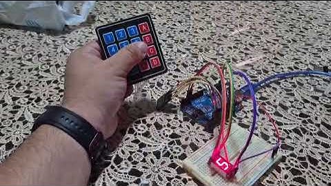 Display de 7 segmentos controlado con teclado matricial