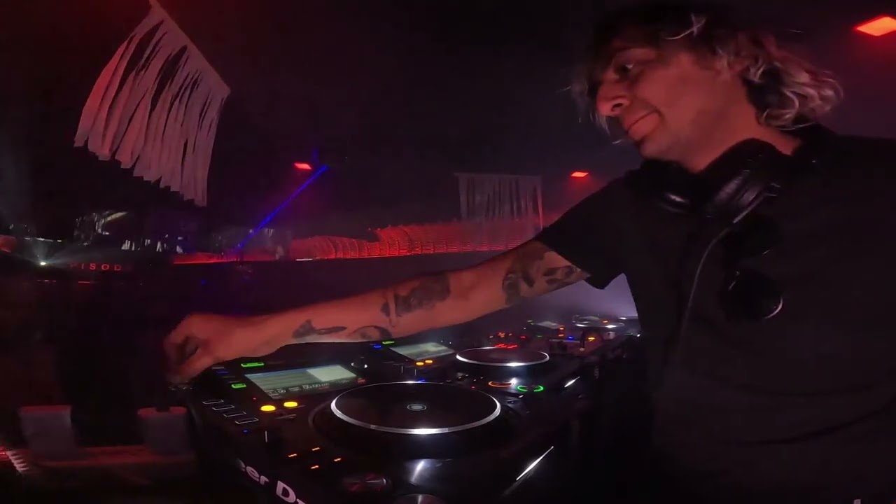 DJ Roberto Amaneceres - Secret Collective 2do Aniversario  Quito, Ecuador