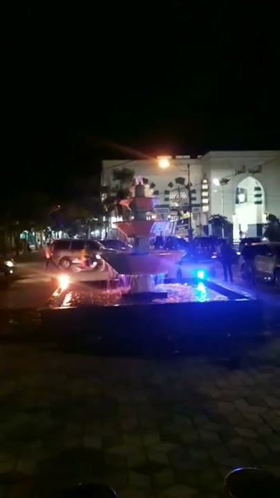 Alun Alun  tulungagung dimalam hari    ,,,,,