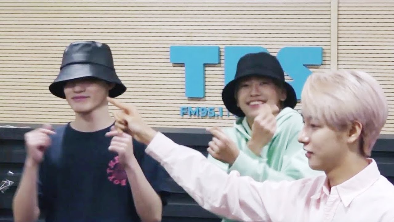 200805 tbs eFM 악동서울 런쥔 보이는 라디오(with 재민,천러)(한국어 자막 有)