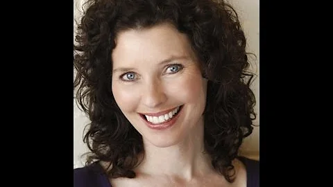 Actress Maureen Cassidy talks surviving flesh eati...