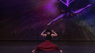 Voila by Barbara Pravi open modern dance solo