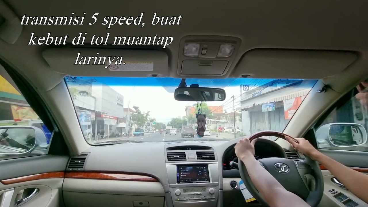 Review Toyota Camry Tipis2 | Sambil Jalan2