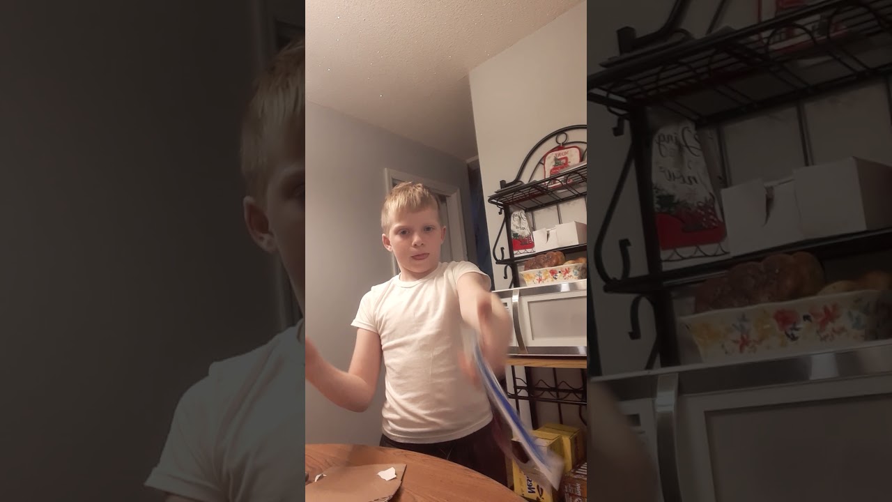 how-to-make-a-butterfly-knife-out-of-paper-and-cardboard-youtube