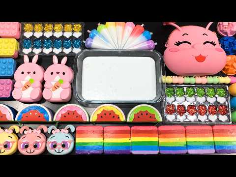RELAXING WITH CLAY PIPING BAGS VS GLITTER VS MAKEUP ! Mixing Random Things Into Slime !!!