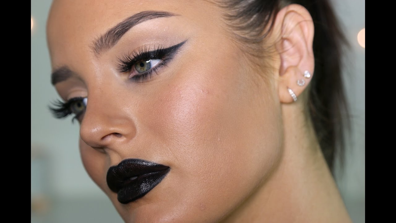 4 Simple Makeup Looks To Try With Black Lipstick Without Looking Emo