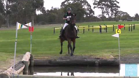 Alison Hutton riding Jed 252 Level 4 HRCAV TTT Hor...