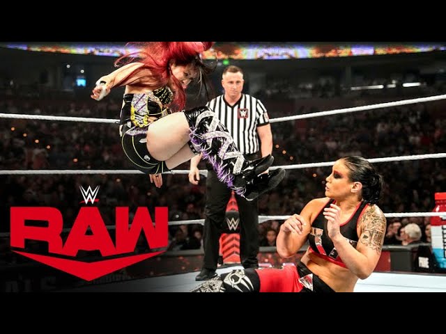 Iyo Sky elimina a Shayna Baszler del WWE Queen Of The Ring 2024