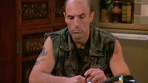 Seinfeld ep140 - The Fatigues - Kicking in a Skull