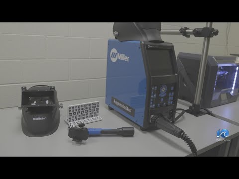 New computer lab at Oscar Smith Middle School