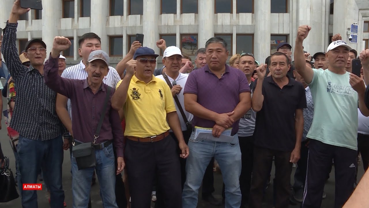 ⁣Азия: казахстанцы против заводов Китая