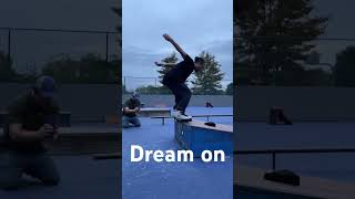 #progress #skate #learntoskate #rollerblading #agressiveinline #backflip#slomo #scary