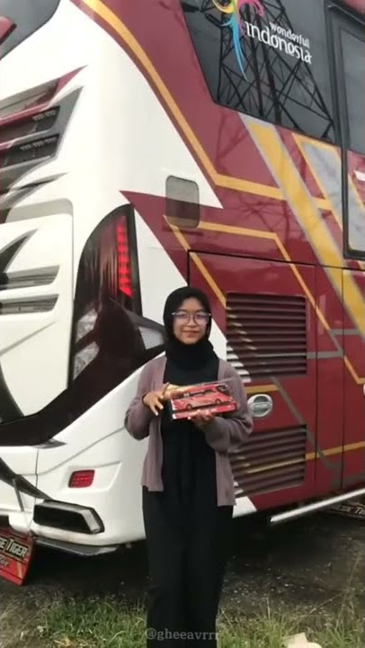 Story' wa bus keren