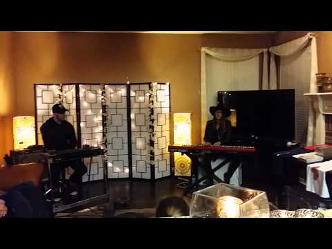 Jillette Johnson Sings