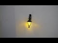 Video: Lanterna da muro cm 4x4,1 con led giallo tremolante 12v