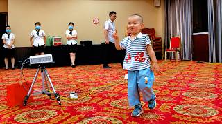 Happy Dance With Cute Boy 🤞🤣👏 #viralvideo #fypシ゚viral #funnyvideo