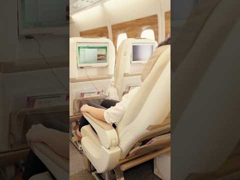 Premium Economy Class ASMR: The Relaxing Sounds of Flying Emirates