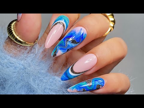 Video: Geode Nails: trend nail art, který obnovuje drahé kameny