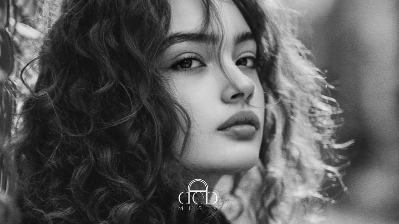 Hayit Murat - Half Light (Original Mix) auf YouTube ansehen Hayit Murat - Half Light (Original Mix) auf YouTube ansehen