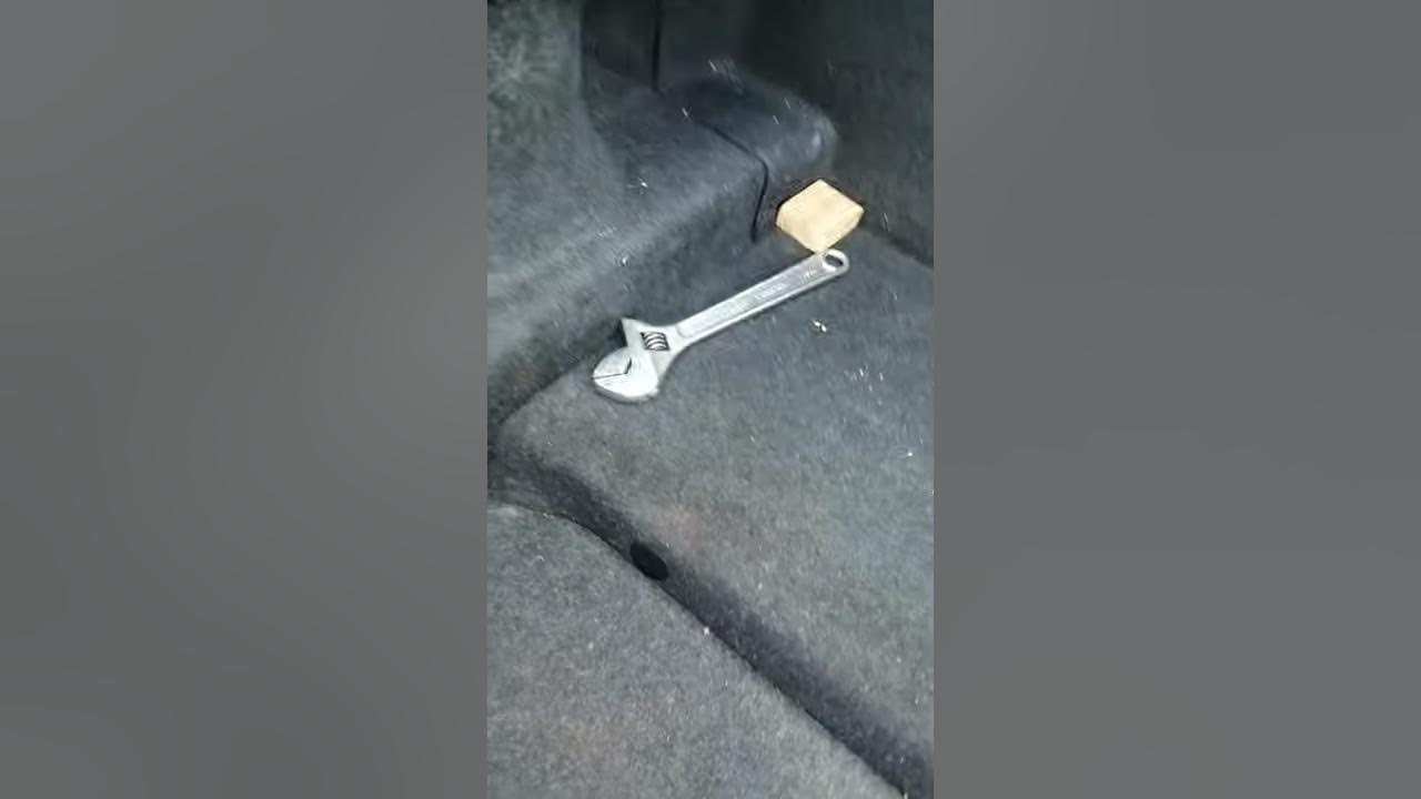 Bmw z4 roof motor pt2 YouTube