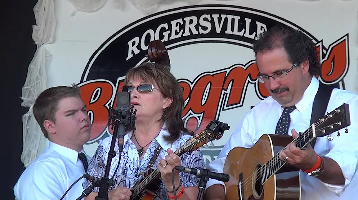 JANET MCGARRY & WILDWOOD - THE GARDEN TOMB live 2013