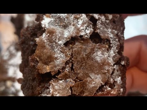 Video: Hoe om vetterige brownies reg te maak?