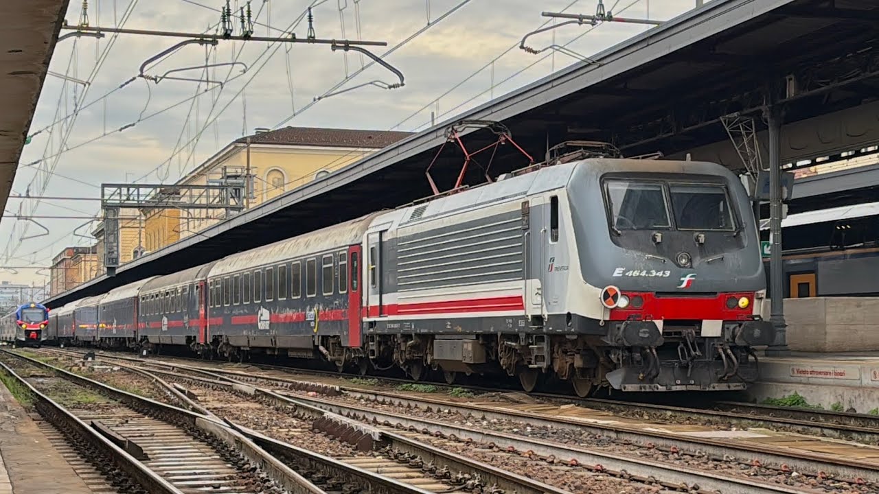 TRENI PARTICOLARI, STORICI E MERCI IN ARRIVO, PARTENZA E TRANSITO ALLA STAZIONE DI BOLOGNA CENTRALE!