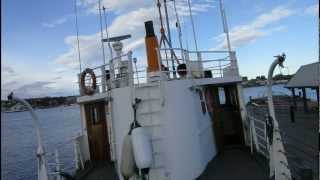 Lett reversering med Wichmann 3ACA 300 HK, fra brodekket til MS Grytøy Information