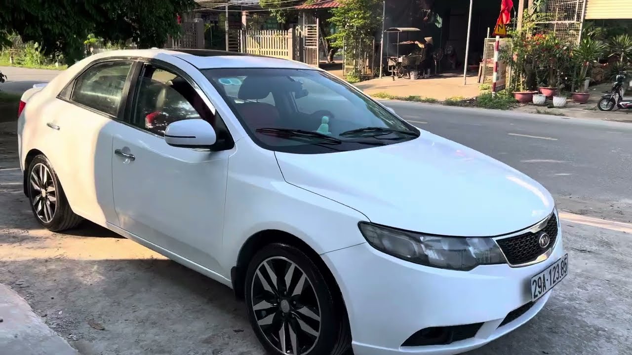 Kia Forte đời 2011 bản full cửa sổ trời giá 179tr lh 08)7640059