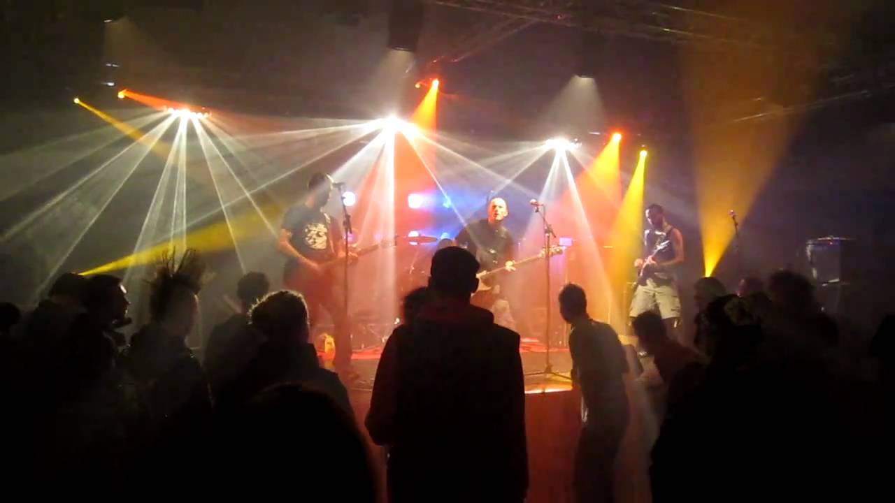 mauvaise graine 01- brest la rouge 2010 (BZH)